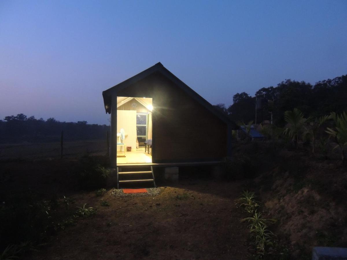 Dandeli Aura Apartment ภายนอก รูปภาพ