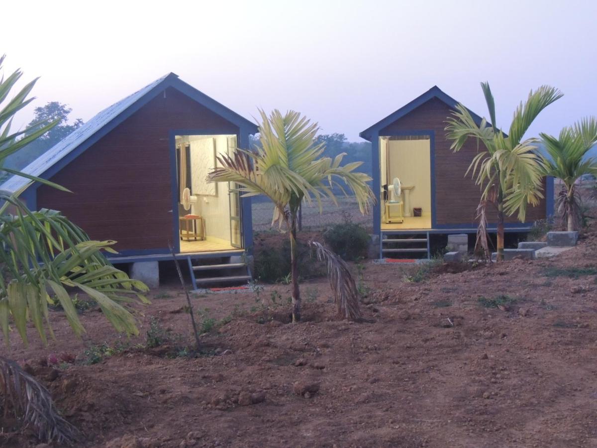 Dandeli Aura Apartment ภายนอก รูปภาพ