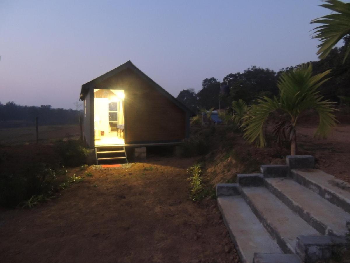 Dandeli Aura Apartment ภายนอก รูปภาพ